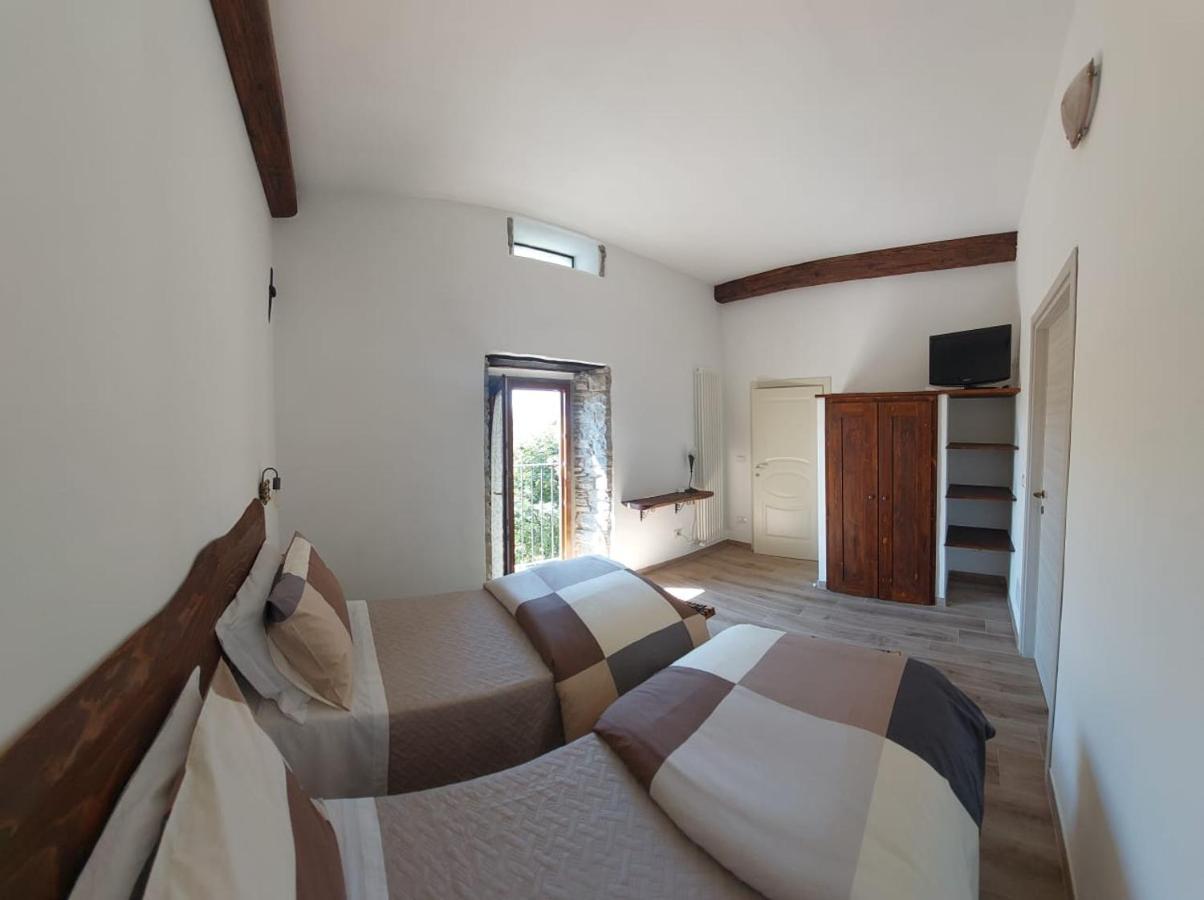 B & B Giu & Dany Bruscoli ภายนอก รูปภาพ