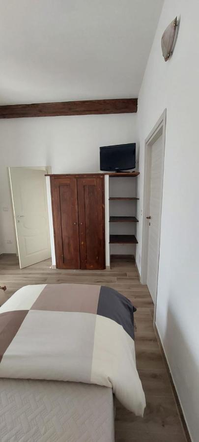 B & B Giu & Dany Bruscoli ภายนอก รูปภาพ